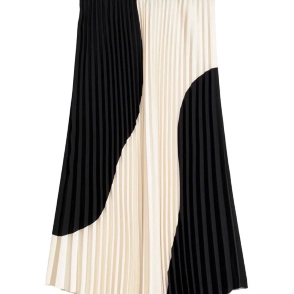 H&M|| Two toned midi skirt